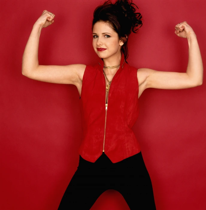 armpits women arms up red background Sarah Michelle Gellar 2k