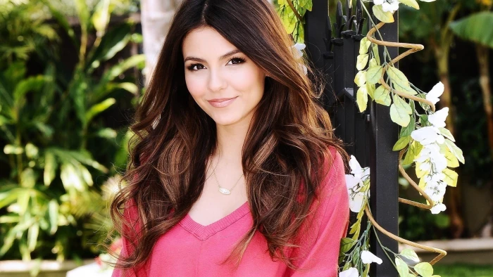 celebrity actress singer brunette women Victoria Justice