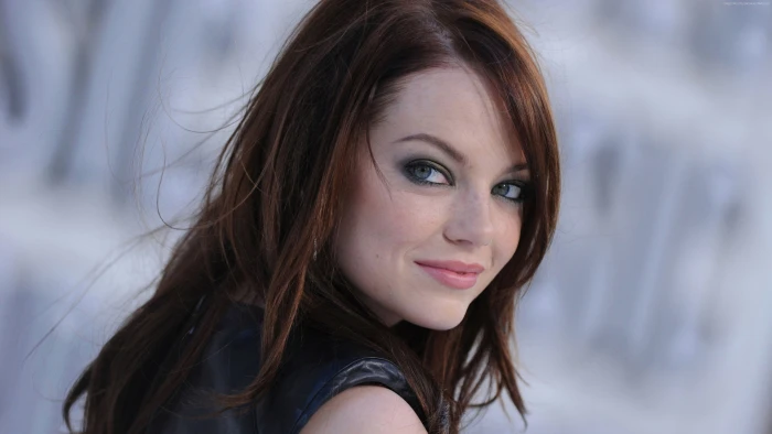 Emma Stone Most Popular Celebs in actress 2k