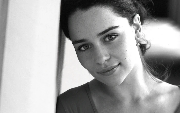 Emilia Clarke women looking at viewer monochrome actress