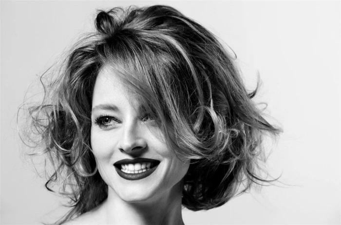 jodie foster actress celebrity smile bw 2k