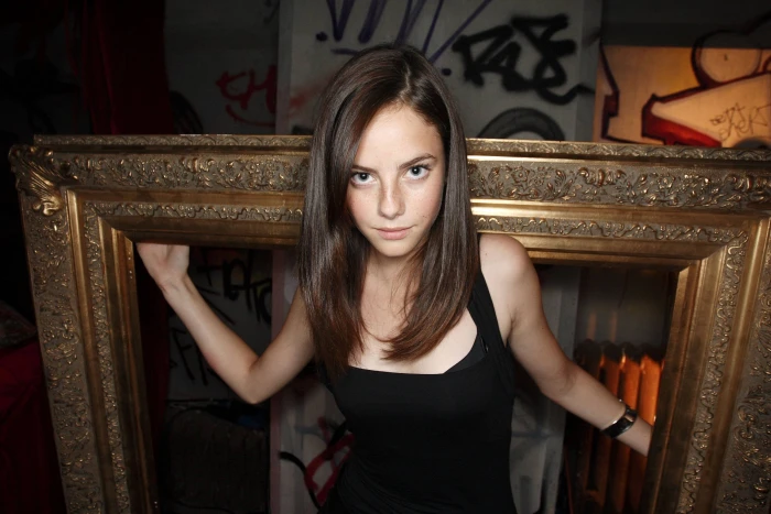 Kaya Scodelario women actress brunette celebrity looking at viewer 2k