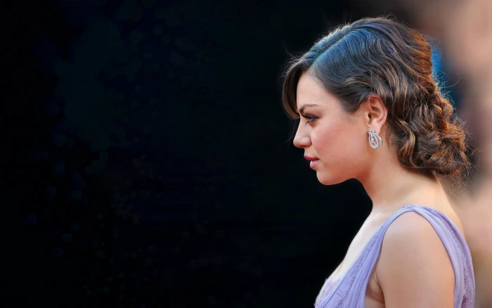 Mila Kunis profile actress headshot adult side view women 2k