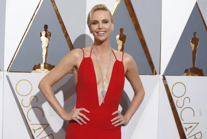 Most popular celebs Oscar actress red carpet Charlize Theron 2k 4k