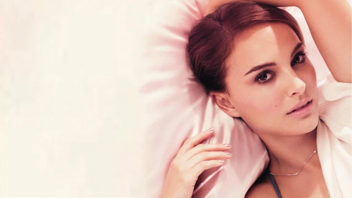 Natalie Portman women actress brunette face celebrity