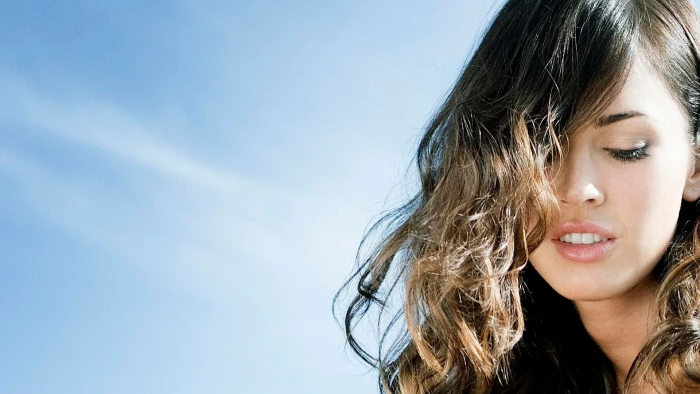 Megan Fox women celebrity actress face portrait simple background