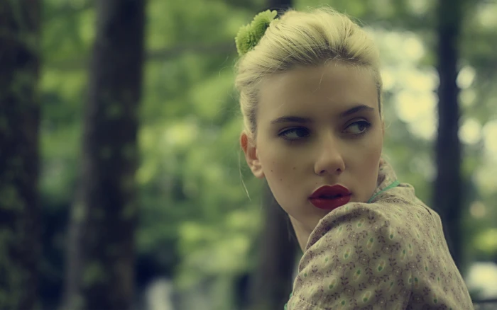 Scarlett Johansson women celebrity actress looking away