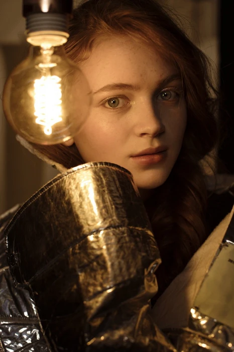 Sadie Sink women actress looking at viewer redhead freckles