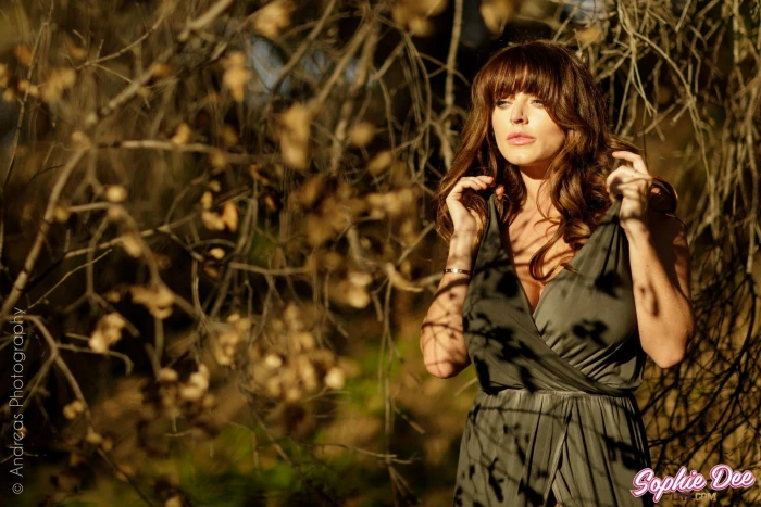 Sophie Dee model women actress Hollywood one person hairstyle