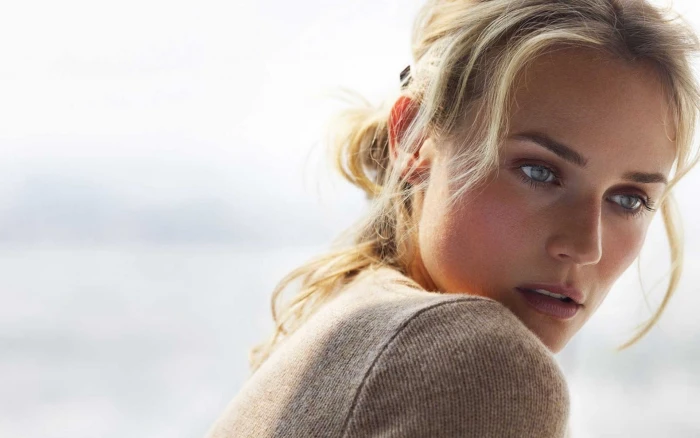 women actress blonde long hair Diane Kruger blue eyes