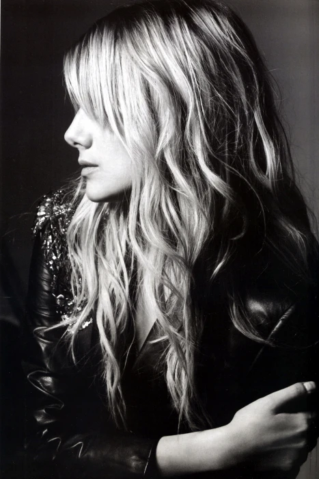 women actress monochrome M lanie Laurent leather jackets 2k