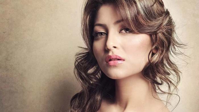 woman with brown hair illustration Urvashi Rautela Actress 2k