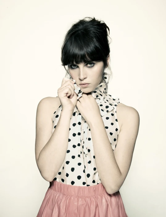 women Felicity Jones actress one person studio shot hairstyle 2k