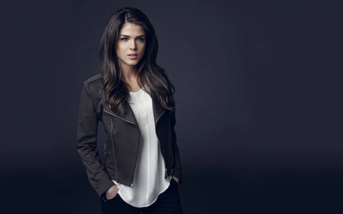 women's black leather zip up jacket and white scoop neck shirt 2k