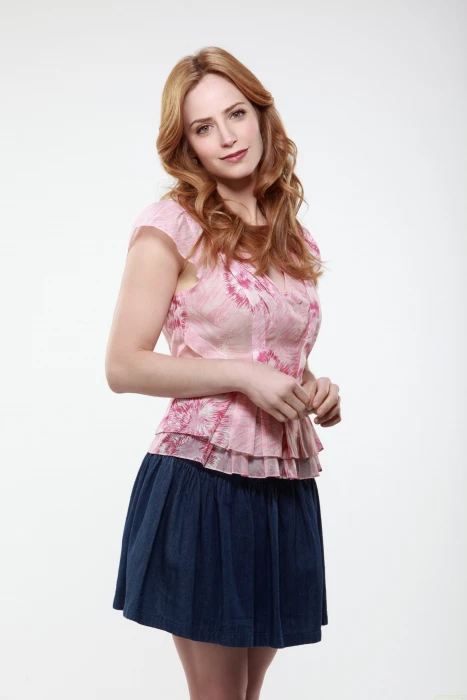 women redhead actress Jaime Ray Newman The Punisher hair 2k