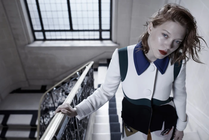 women's white black and blue long sleeved top actress photoshoot 2k