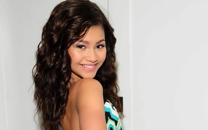 Zendaya Profile Look woman selfie actress singer dancer model