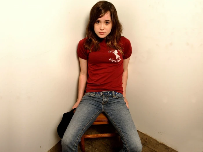 women's red crew neck t shirt and blue denim jeans Ellen Page