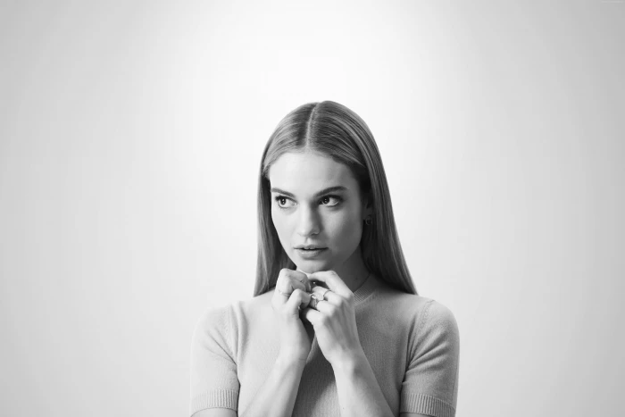 Lily James photo 2k 4k 5k