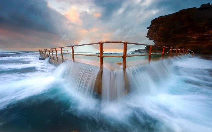 Beach Pool Overflow rock and abstract 2k