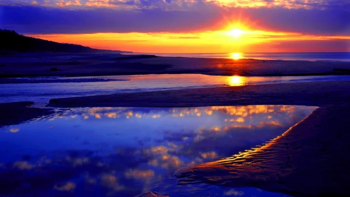 Beach Sun Rise water sand sunset coast and abstract 2k