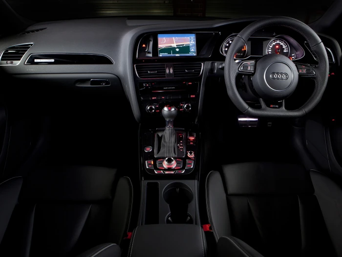 audi avant 2k