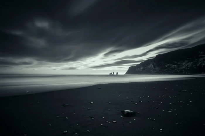 sand dark nature beach sky stones 2k