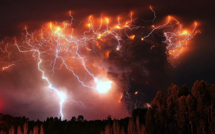 volcano eruption nature Chile night landscape lightning 2k