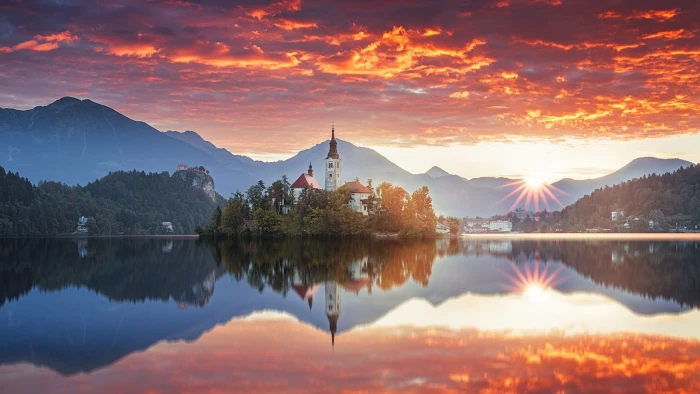 calm europe slovenia castle bled church mountain lake 2k