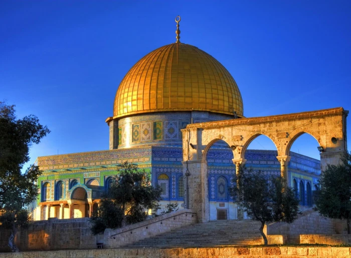 Masjid E Aqsa gold colored dome building Religious muslim 2k