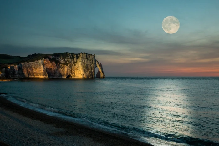 sea and cliff Moon beach scenics nature water sky beauty in 2k