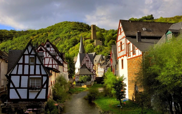 white wooden house architecture building old water
