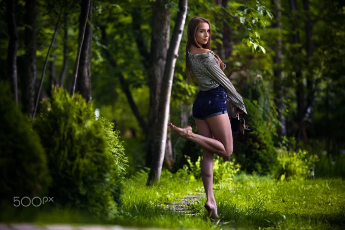 women's gray long sleeved top and blue denim shorts shirt tanned 2k