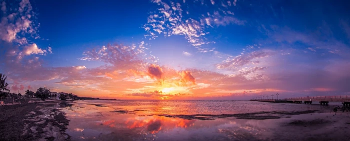 panoramas beach bridge Florida sea clouds reflection 2k