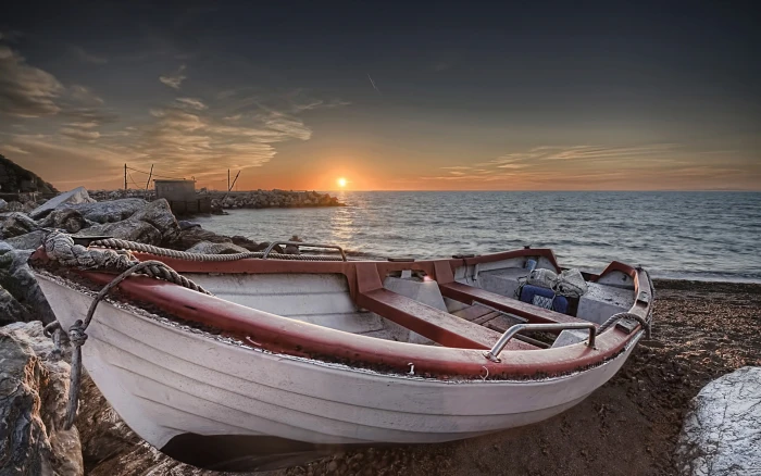 Beach boat sea sunset 2k