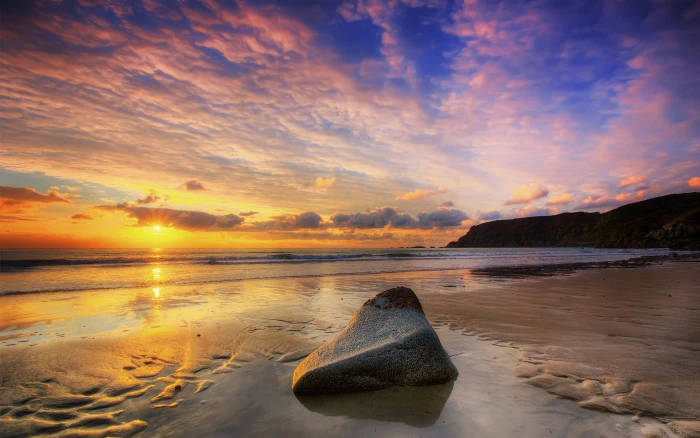 Calm Summer Sunset beach and ocean in sunset sea landscape 2k