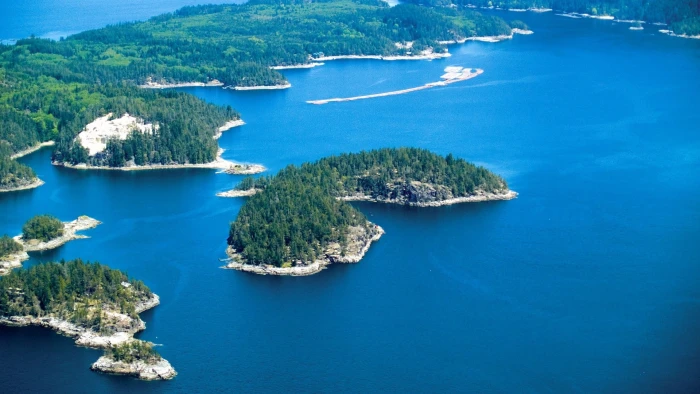 green island nature landscape forest British Columbia sea 2k