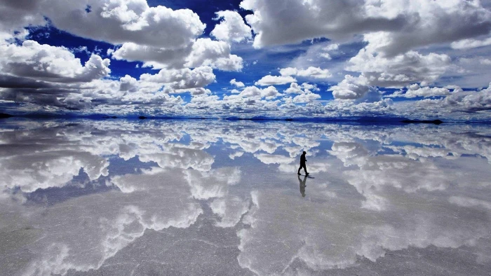 Salar de Uyuni Bolivia white clouds nature 2k