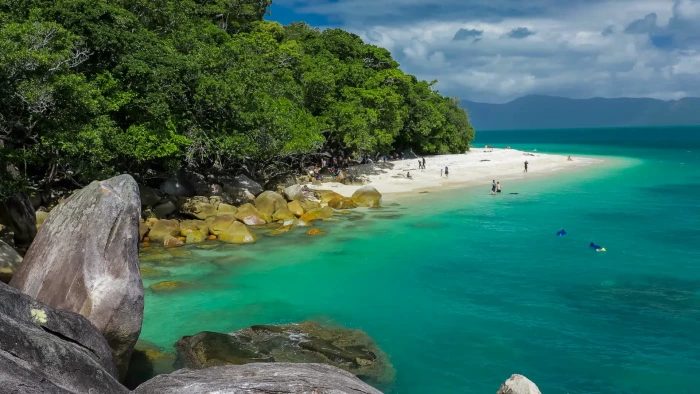 Fitzroy Island Queensland Australia Nudey Beach Turquoise Water Ocean White Sandy Rocks Green Tropical Forest Wallpaper Hd For Pc Tablet And Mobile 2k