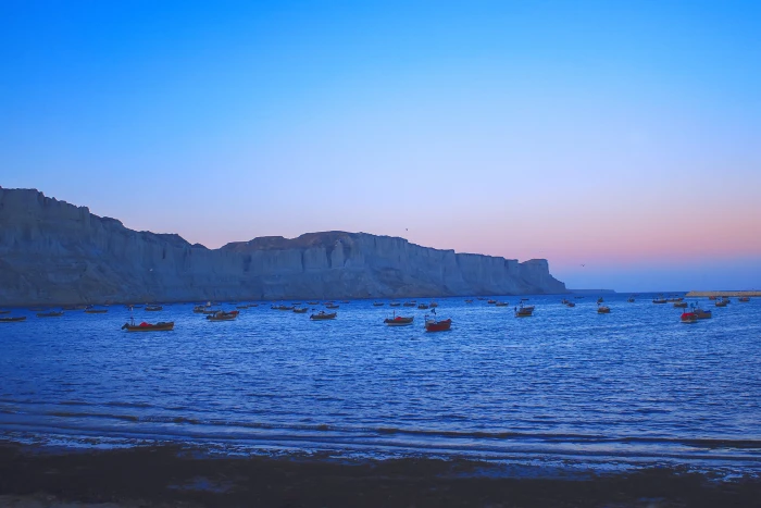 pakistan gwadar sea port coast beach jetty boating 2k