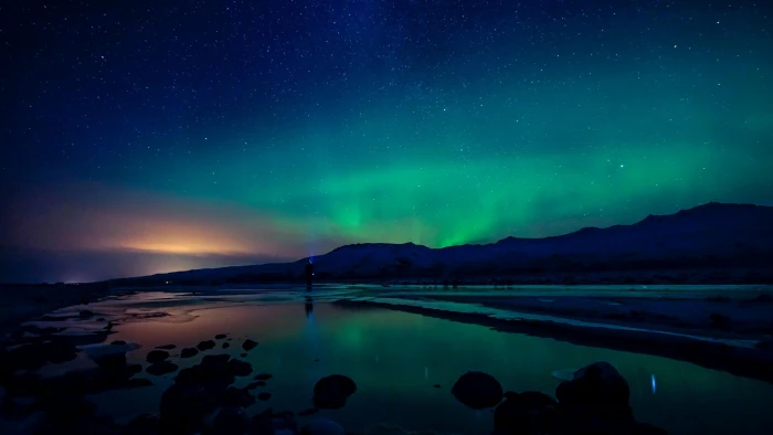 northern lights night sky starry markarfljotsgljufur canyon 2k 4k