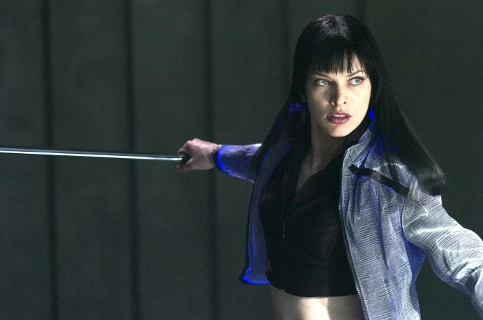 action fighting futuristic horror jovovich katana milla 2k
