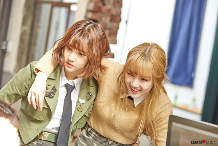 Gfriend K pop brunette women South Korea Korean dancer 2k