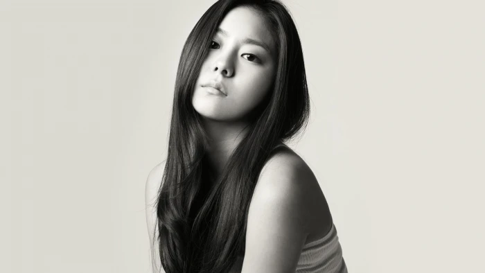 women s sleeveless top Asian Korean portrait long hair one person 2k