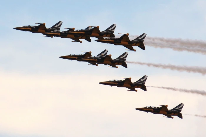 aerobatic air aircrafts black eagle eagles golden jets 2k