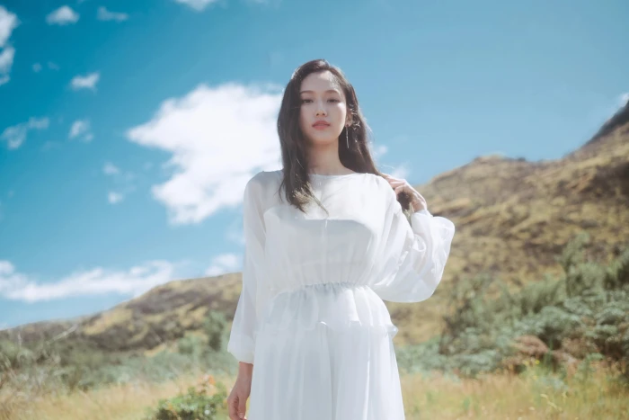 Seori Korean women earring Asian 2k 4k