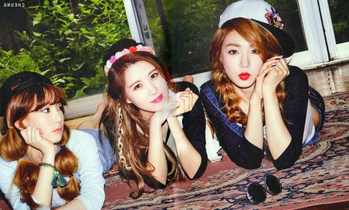 asian korean snsd girls generation group of people child 2k