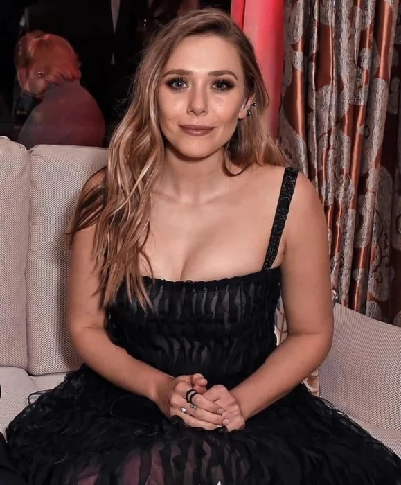 Black dress celebrity actress hollywood elizabeth olsen