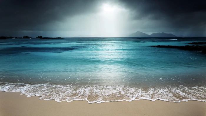 waterscape moonlight moonshine moonbeam beach night foam 2k 4k