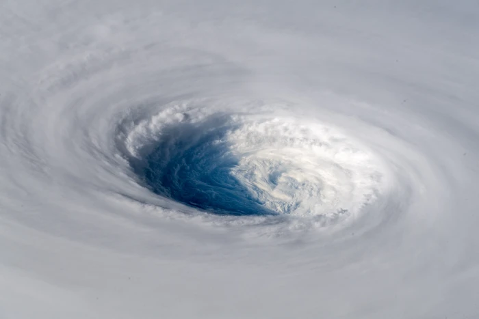 Alexander Gerst hurricane Typhoon cyclone spiral bird s eye view 2k 4k 5k